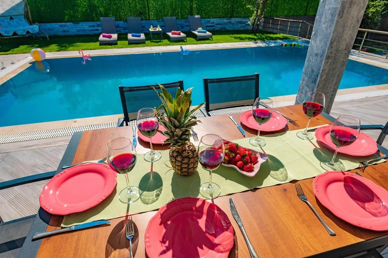Villa Sidera فتحية